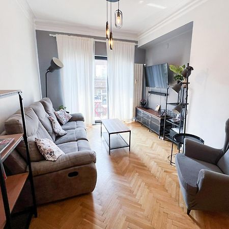 Perfect Long-Term Stay Stylish And Spacious Top Center Next To Vitosha Blvd София Екстериор снимка