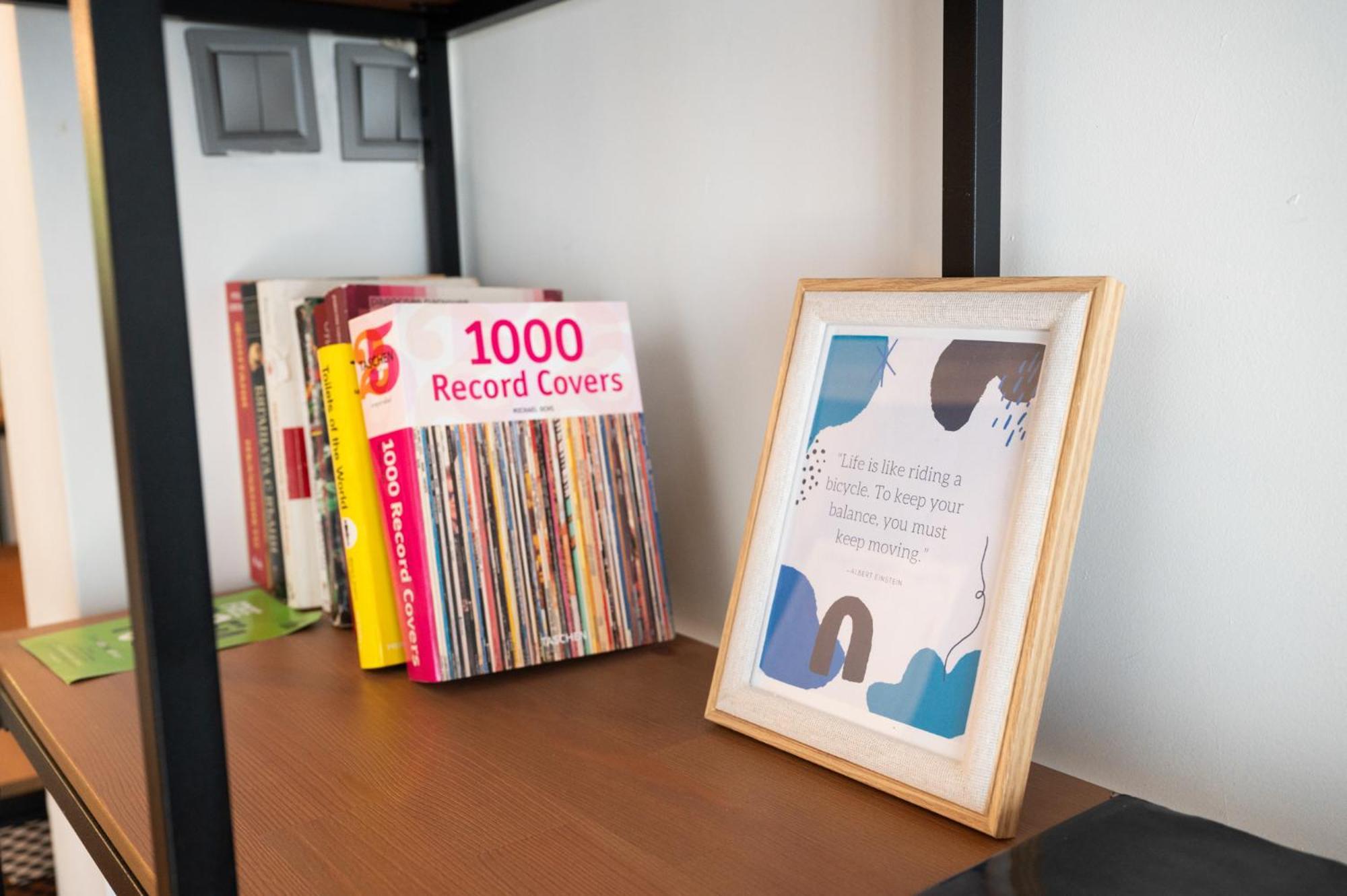 Perfect Long-Term Stay Stylish And Spacious Top Center Next To Vitosha Blvd София Екстериор снимка